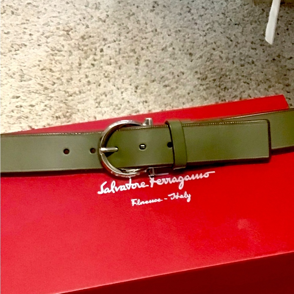 Ferragamo Men’s Belt size 32